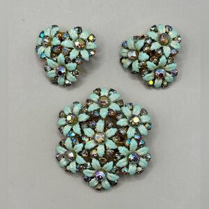 Vintage Coro? Thermoset Floral Aqua and Aurora Borealis Brooch & Earring Set